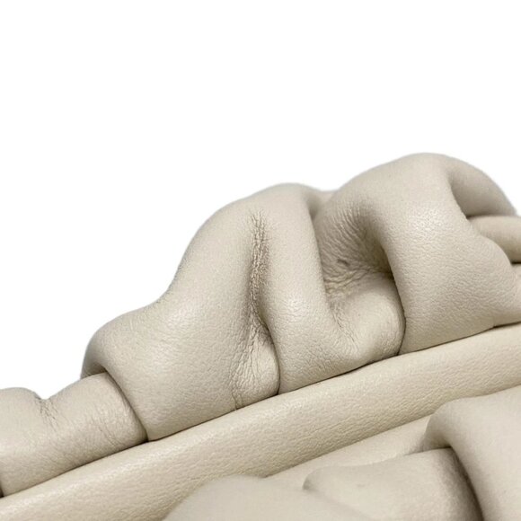 BOTTEGA VENETA Mini the Pouch Cream Leather - Shoulder Bag 1090-080725 - Picture 8 of 14